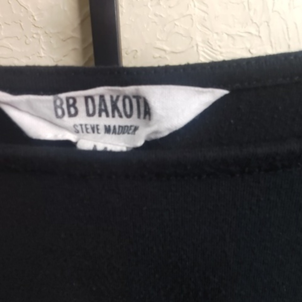 Size medium BB Dakota Black Sheer Puff Sleeve Blouse - Picture 3 of 4